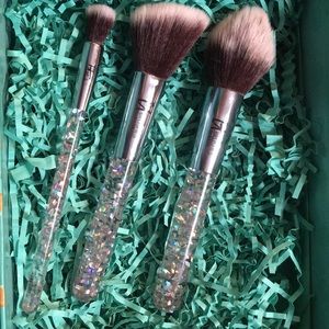 3 It cosmetics Glitter Makeup Brushes